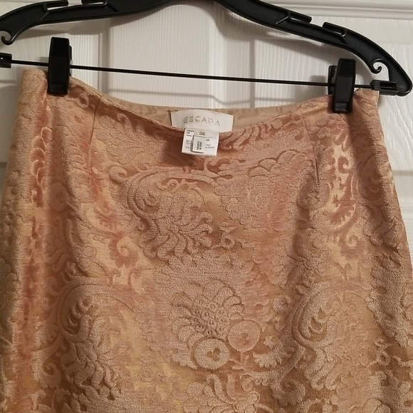 Escada skirt suit,size 38 and 36,or 4 and 6 US - Picture 5 of 6